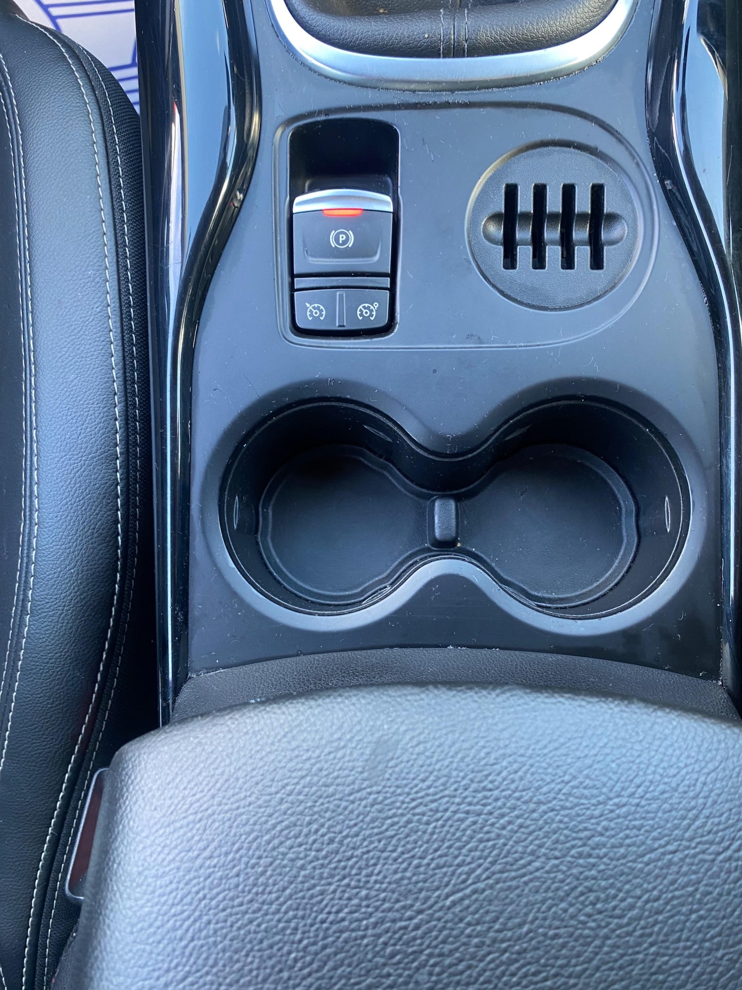 Used Renault Kadjar 2015 for sale - 77910730: Photo 32