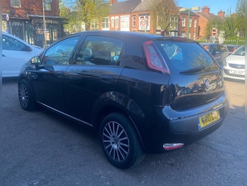 Used Fiat Punto Evo 2010 for sale - 78362050: Photo