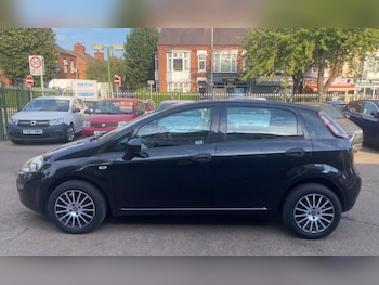 Used Fiat Punto Evo 2010 for sale - 79512548: Photo