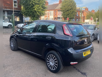 Used Fiat Punto Evo 2010 for sale - 79512548: Photo