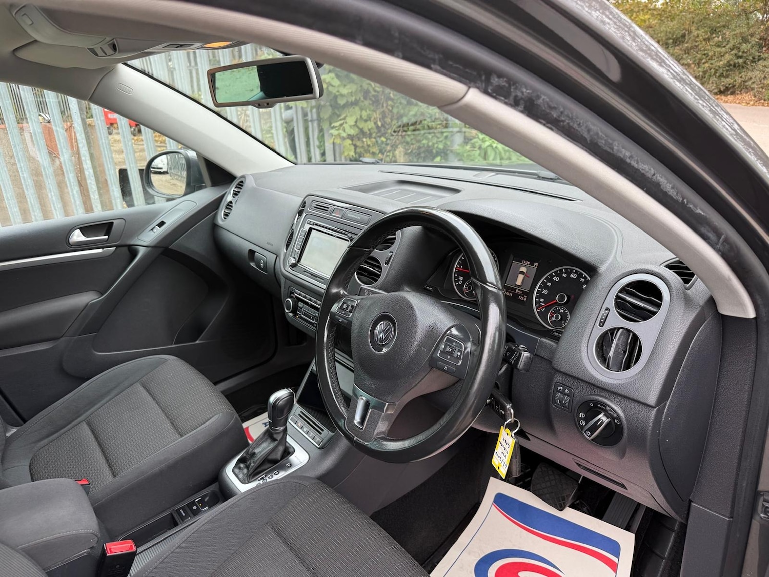 Used Volkswagen Tiguan 2012 for sale - 76274873: Photo 7