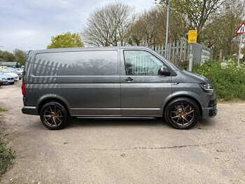 Used Volkswagen Transporter 2016 for sale - 78344178: Photo