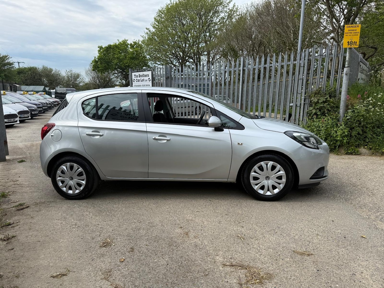 Used Vauxhall Corsa 2015 for sale - 77001585: Photo 3