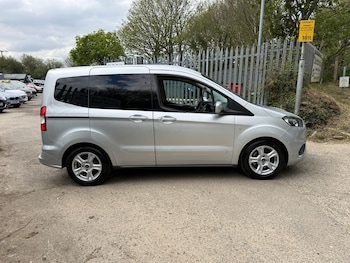 Used Ford Tourneo Courier 2020 for sale - 78412017: Photo