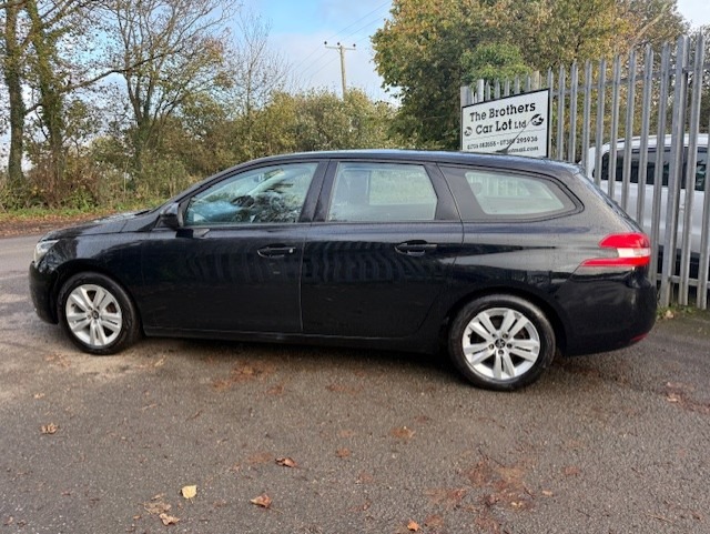 Used Peugeot 308 2018 for sale - 76391258: Photo 5