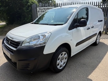 Used Peugeot Partner 2017 for sale - 75483846: Photo