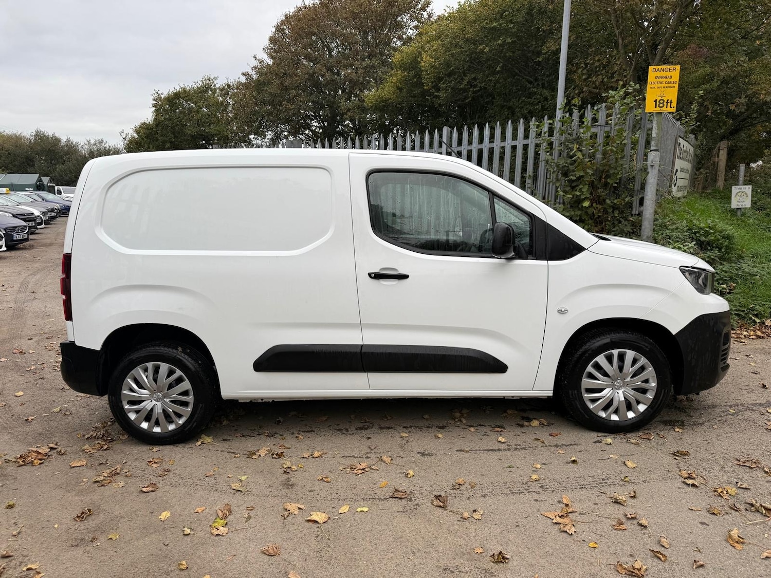 Used Peugeot Partner 2020 for sale - 76265540: Photo 3