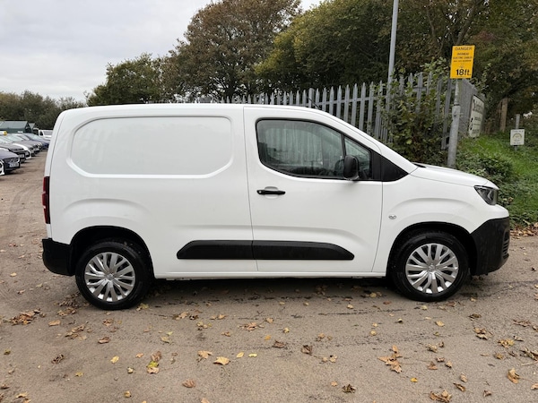 Used Peugeot Partner 2020 for sale - 76265540: Photo 3
