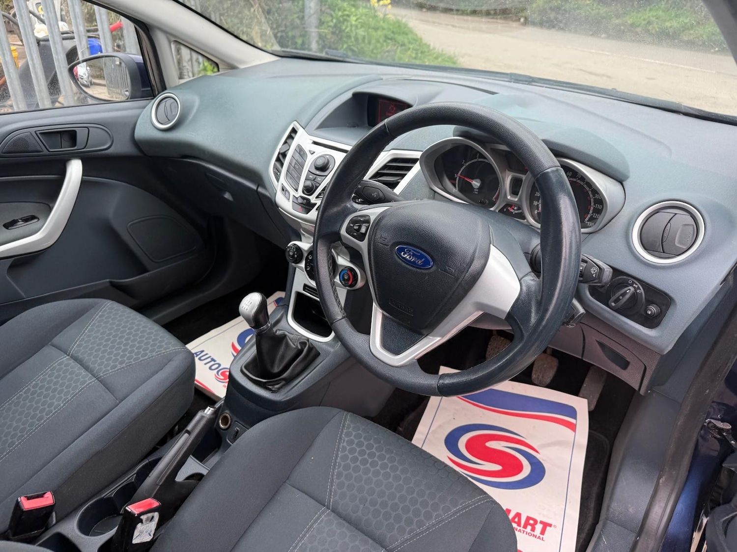 Used Ford Fiesta 2011 for sale - 77760880: Photo 7