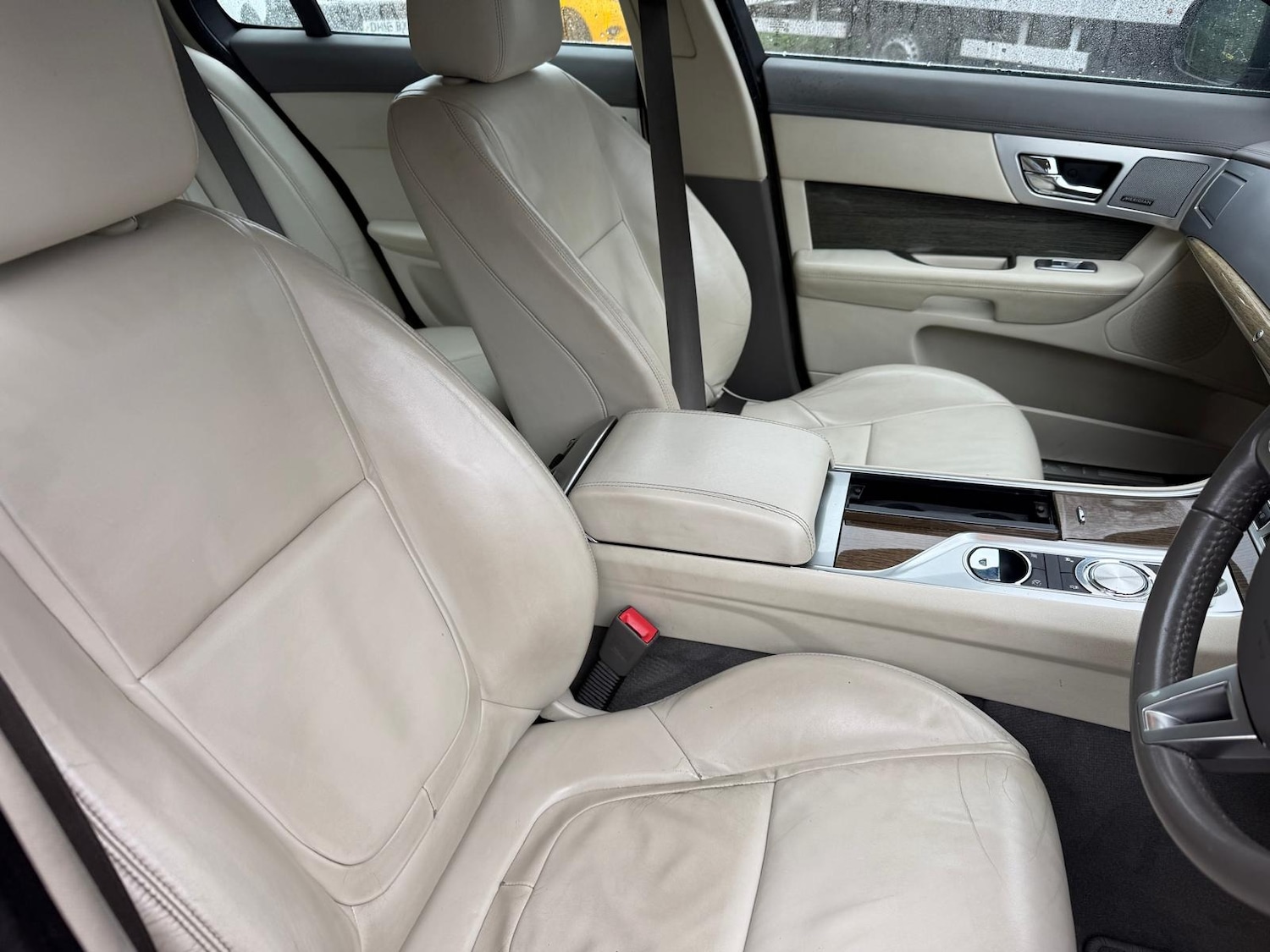 Used Jaguar XF 2013 for sale - 77877836: Photo 7