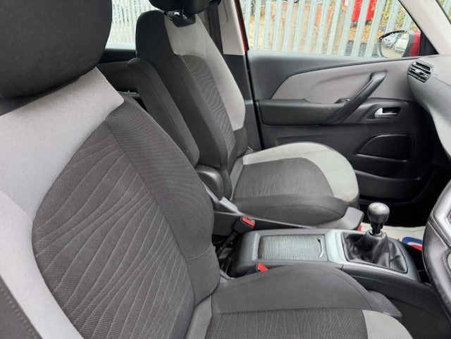 Used Citroen C4 Picasso 2013 for sale - 76329573: Photo 8