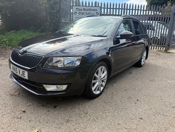 Skoda - Octavia