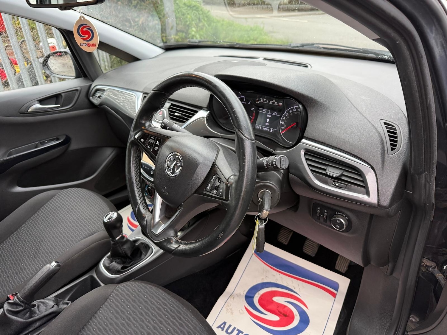 Used Vauxhall Corsa 2015 for sale - 77298707: Photo 6