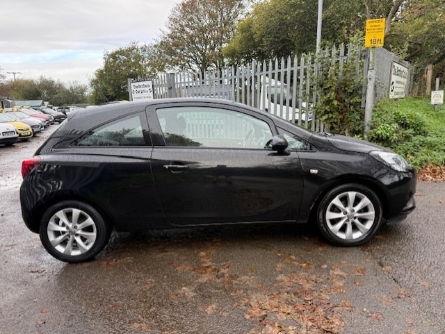 Used Vauxhall Corsa 2017 for sale - 76352689: Photo 3