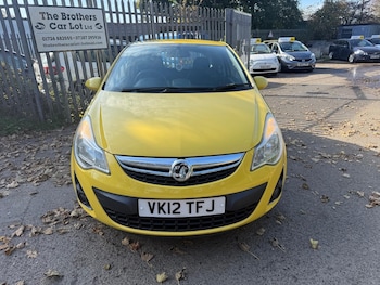 Used Vauxhall Corsa 2012 for sale - 76299687: Photo 2
