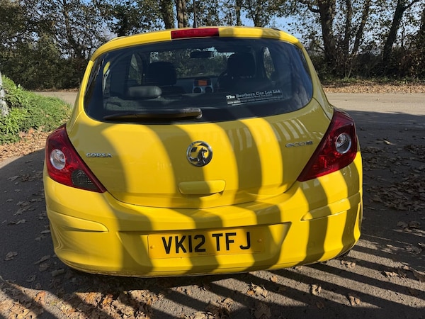 Used Vauxhall Corsa 2012 for sale - 76299687: Photo 4