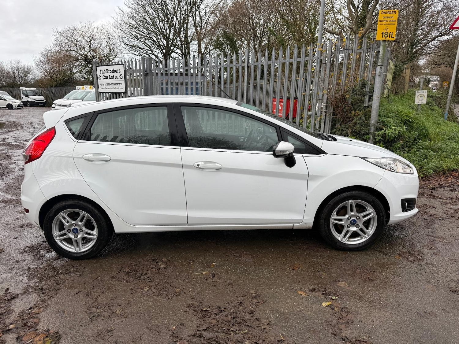 Used Ford Fiesta 2014 for sale - 76859810: Photo 3