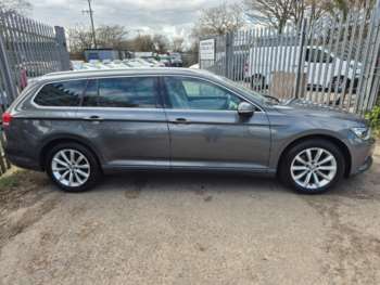 Used Volkswagen Passat 2015 for sale - 74000299: Photo