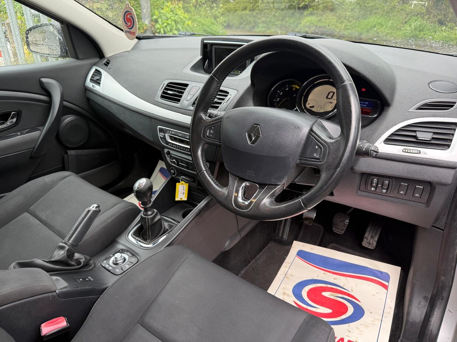 Used Renault Megane 2014 for sale - 78197661: Photo 9