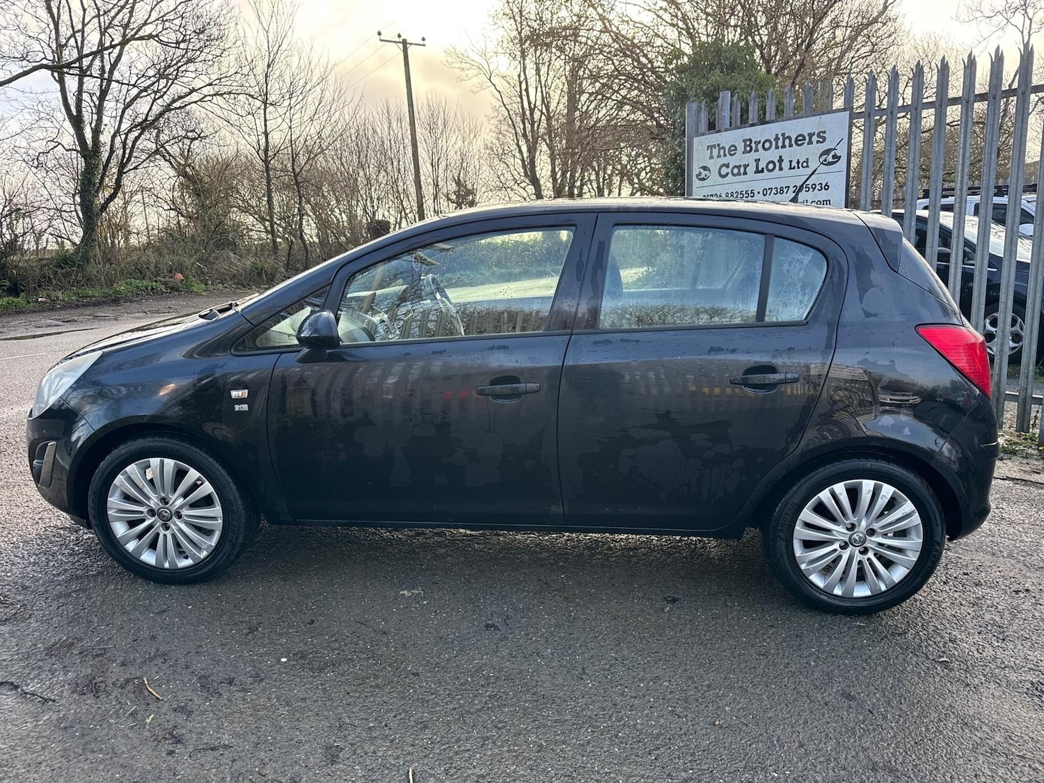 Used Vauxhall Corsa 2011 for sale - 77461251: Photo 5