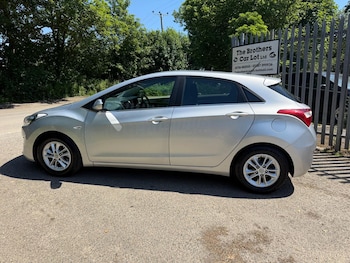 Used Hyundai i30 2015 for sale - 78699772: Photo