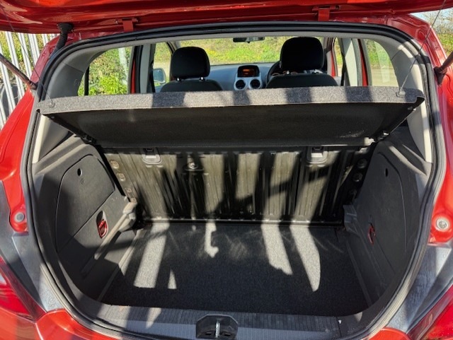 Used Vauxhall Corsa 2011 for sale - 77932672: Photo 6