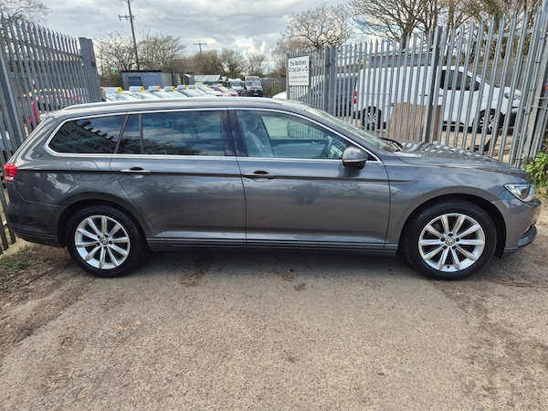 Used Volkswagen Passat 2015 for sale - 75077632: Photo 4