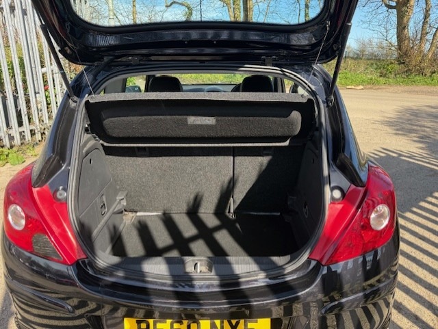 Used Vauxhall Corsa 2010 for sale - 77932573: Photo 6