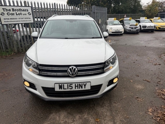 Used Volkswagen Tiguan 2015 for sale - 76391238: Photo 2