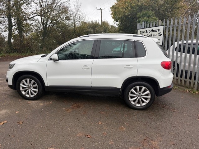Used Volkswagen Tiguan 2015 for sale - 76391238: Photo 5