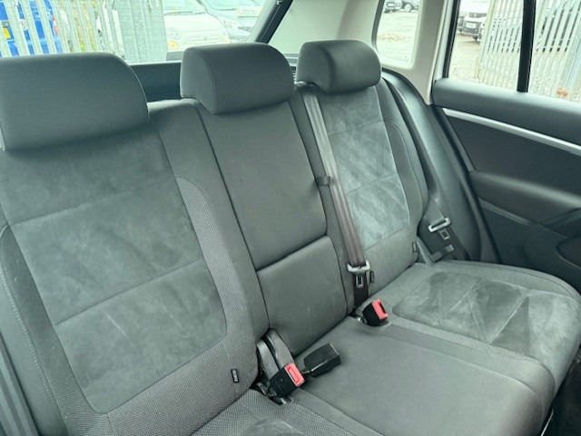 Used Volkswagen Tiguan 2015 for sale - 76391238: Photo 9