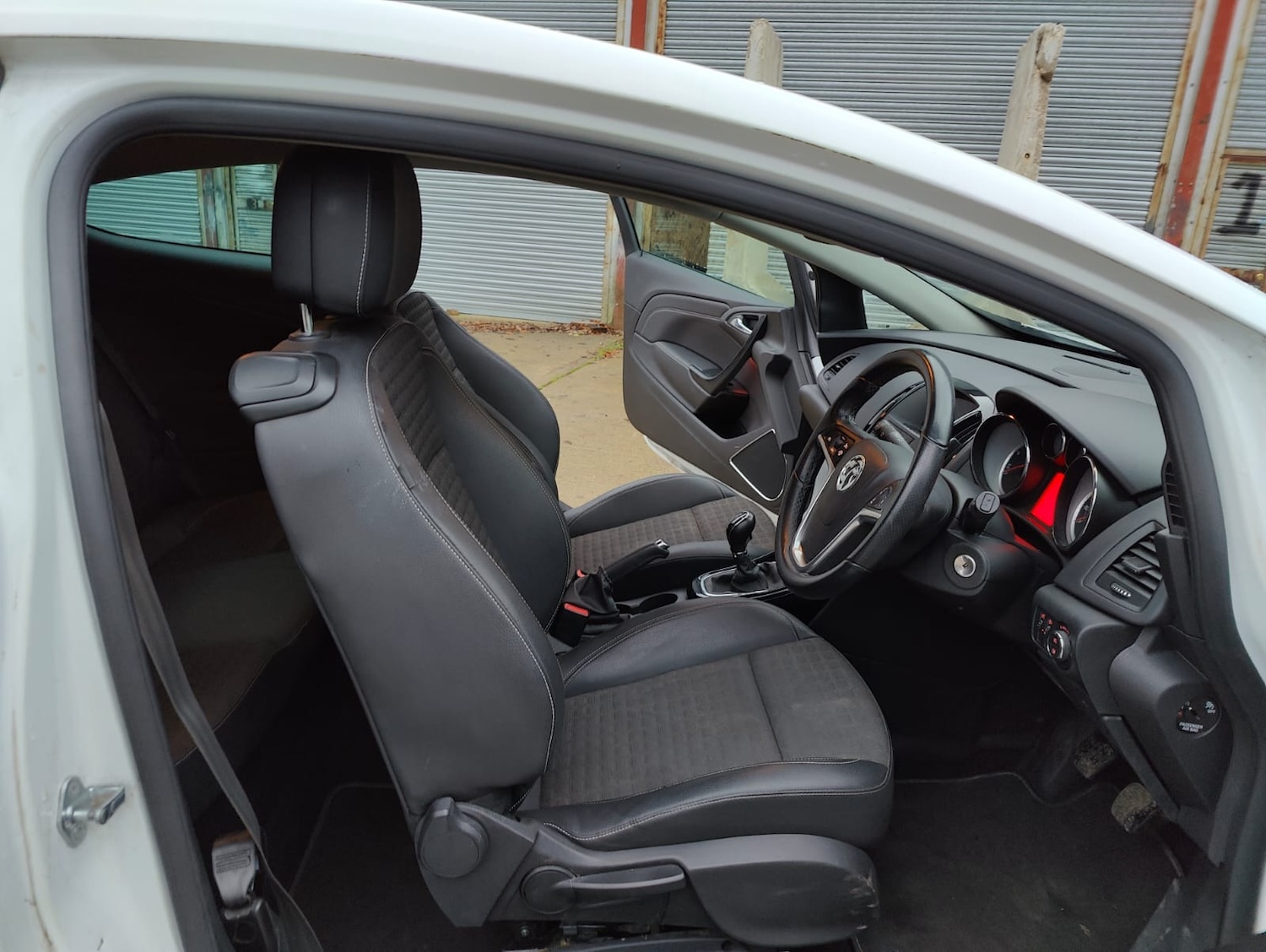 Used Vauxhall Astra GTC 2016 for sale - 76923987: Photo 25