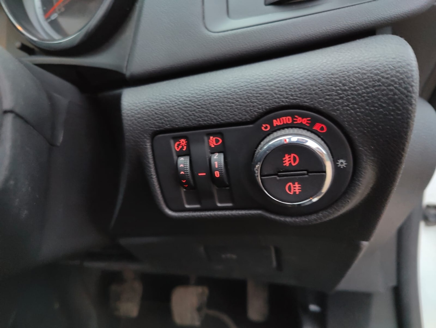 Used Vauxhall Astra GTC 2016 for sale - 76923987: Photo 36