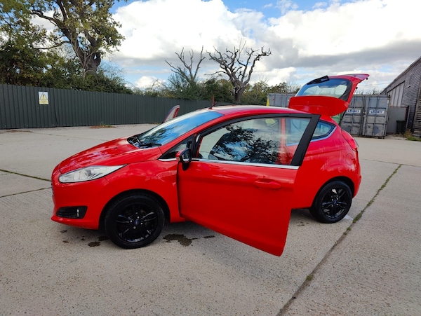 Used Ford Fiesta 2014 for sale - 76027815: Photo 34