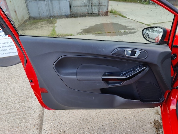 Used Ford Fiesta 2014 for sale - 76027815: Photo 9