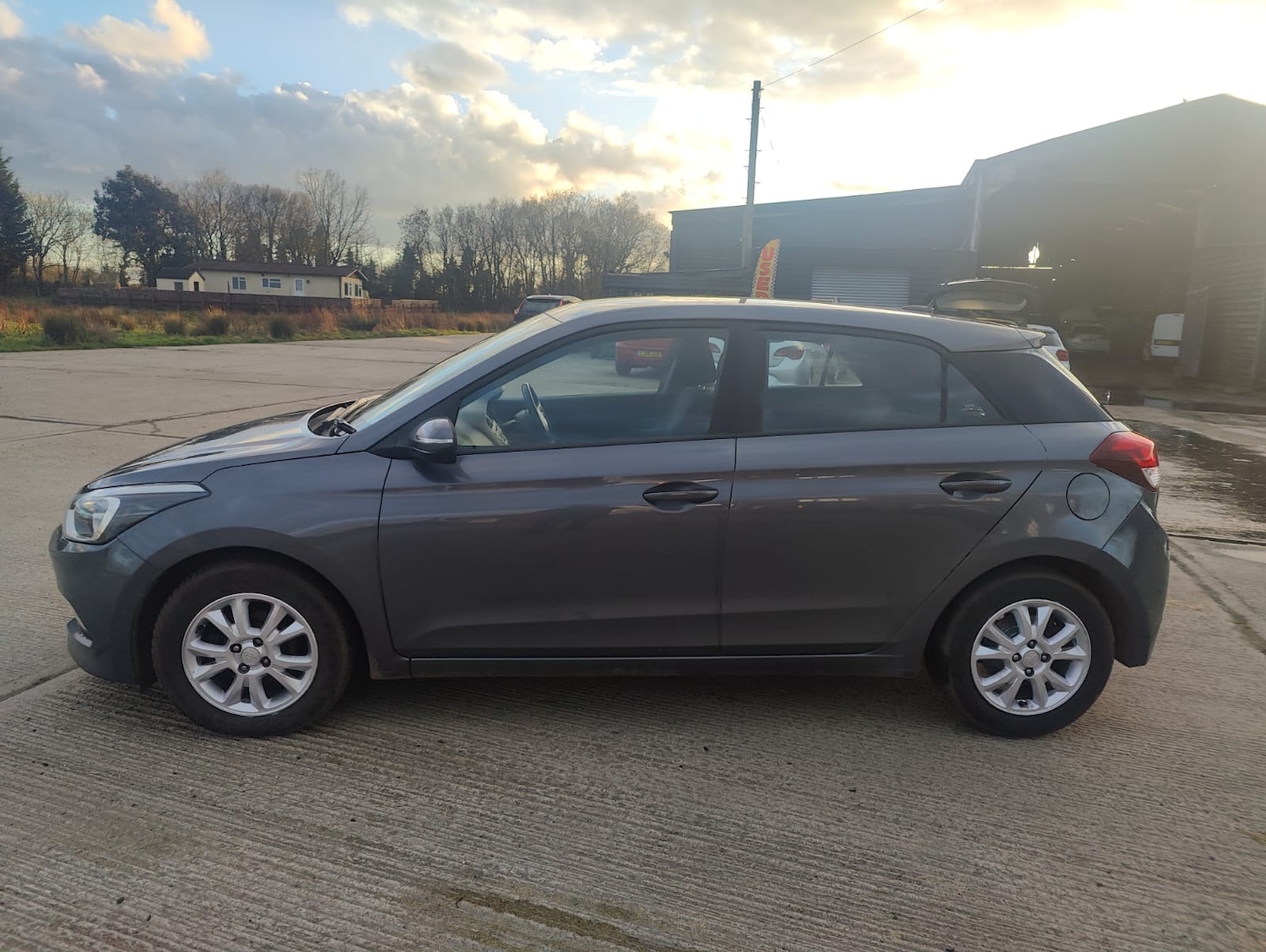Used Hyundai i20 2017 for sale - 77707482: Photo 10
