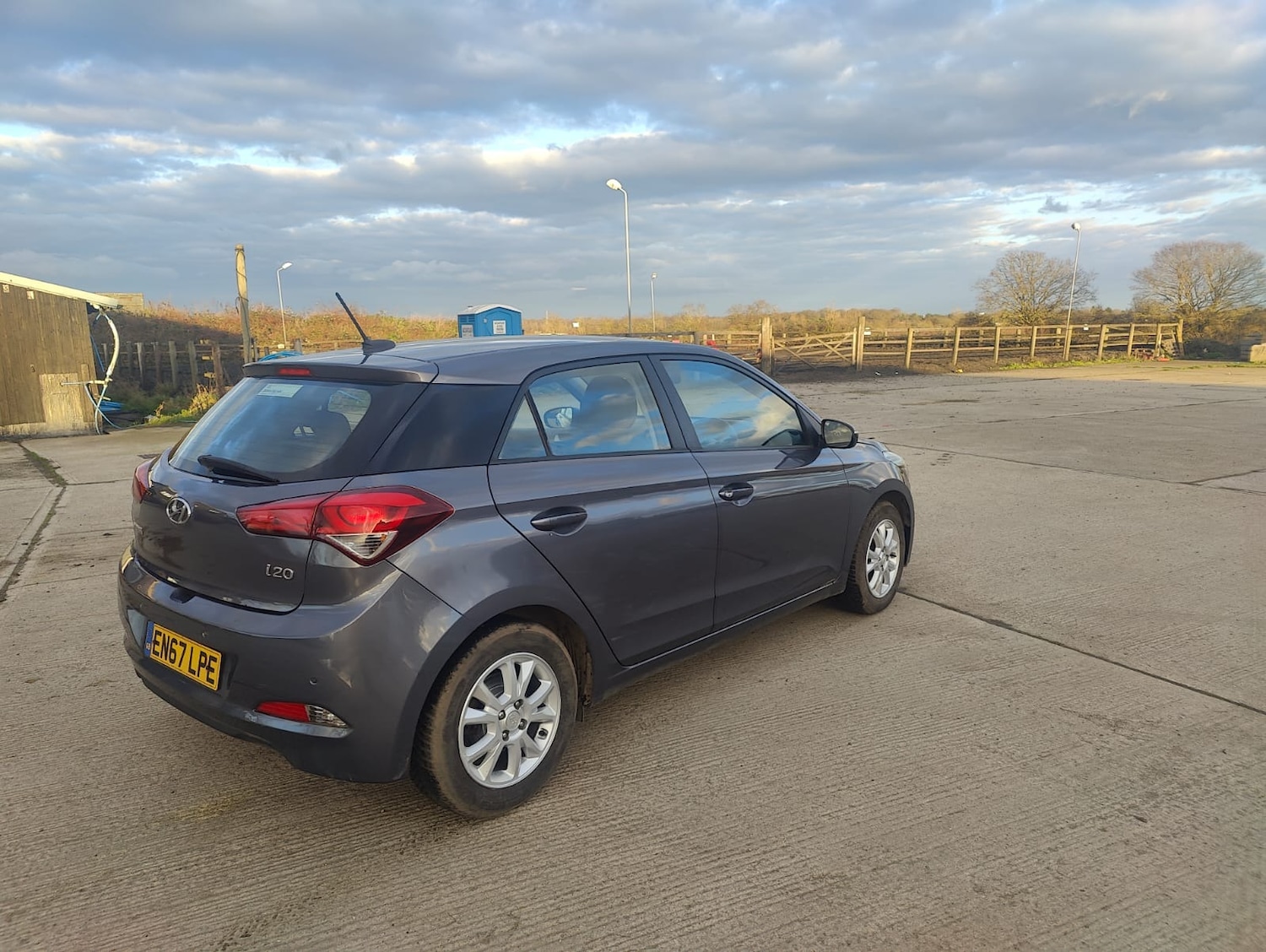 Used Hyundai i20 2017 for sale - 77707482: Photo 9