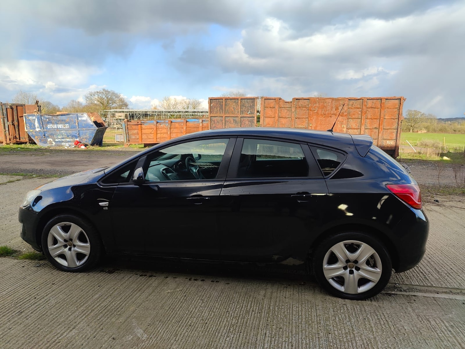 Used Vauxhall Astra 2011 for sale - 77890461: Photo 10