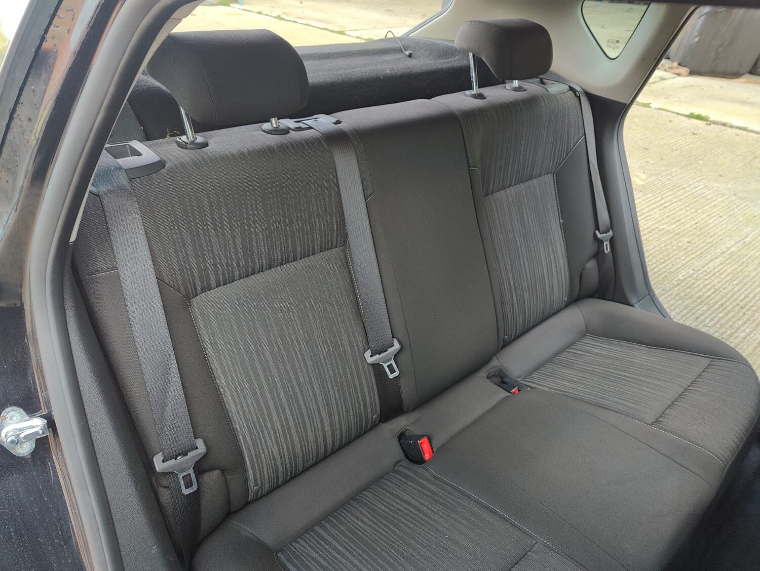 Used Vauxhall Astra 2011 for sale - 77890461: Photo 29