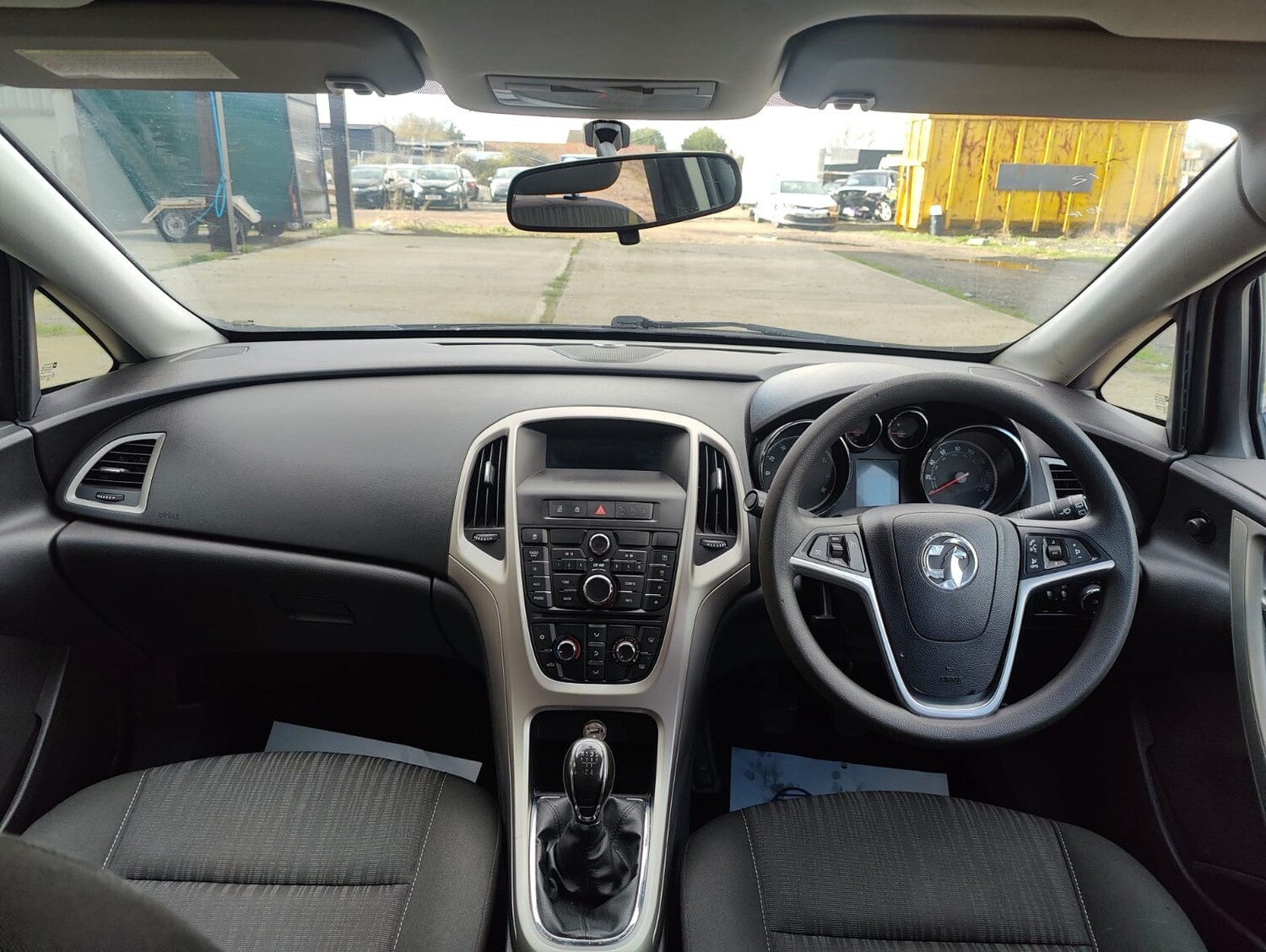 Used Vauxhall Astra 2011 for sale - 77890461: Photo 42