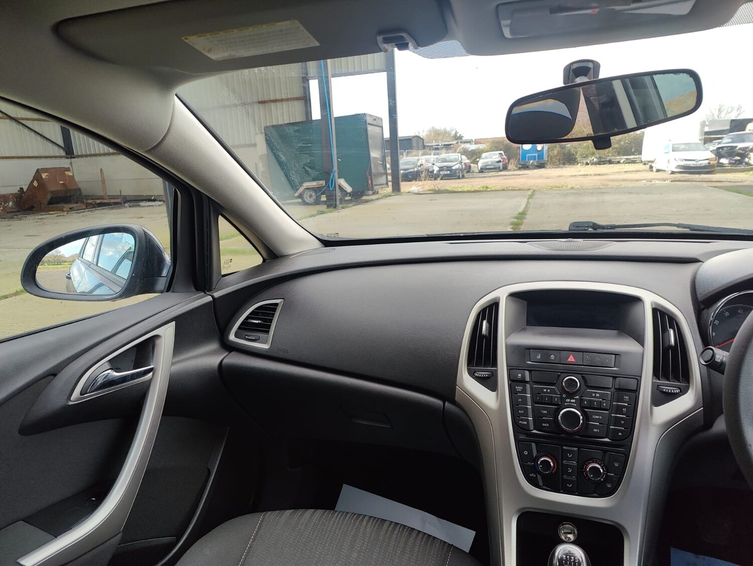 Used Vauxhall Astra 2011 for sale - 77890461: Photo 44