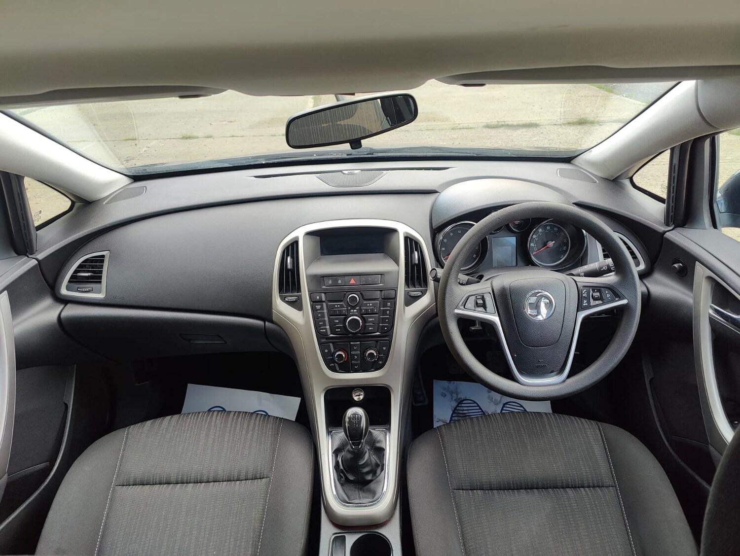 Used Vauxhall Astra 2011 for sale - 77890461: Photo 47