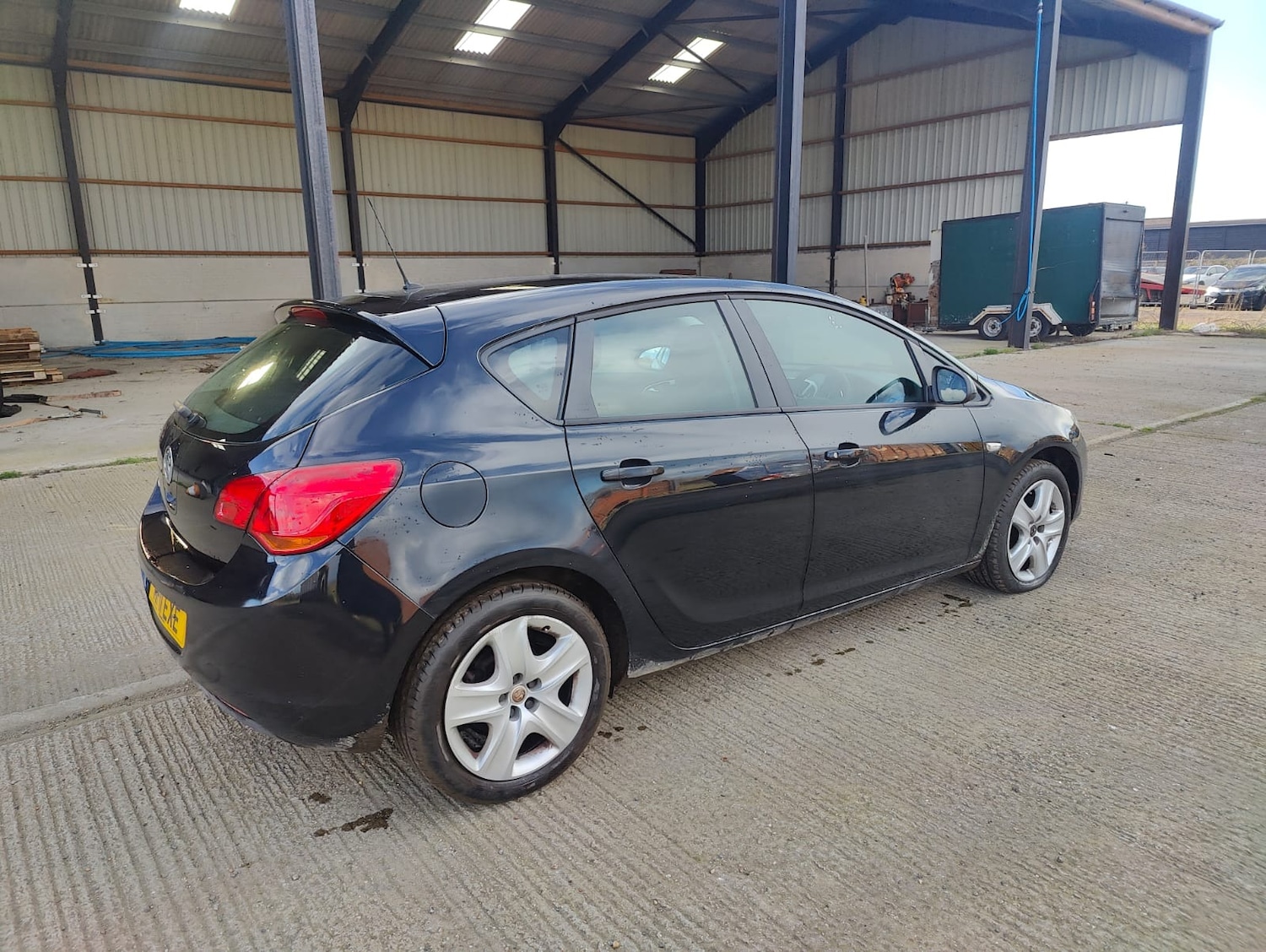 Used Vauxhall Astra 2011 for sale - 77890461: Photo 6