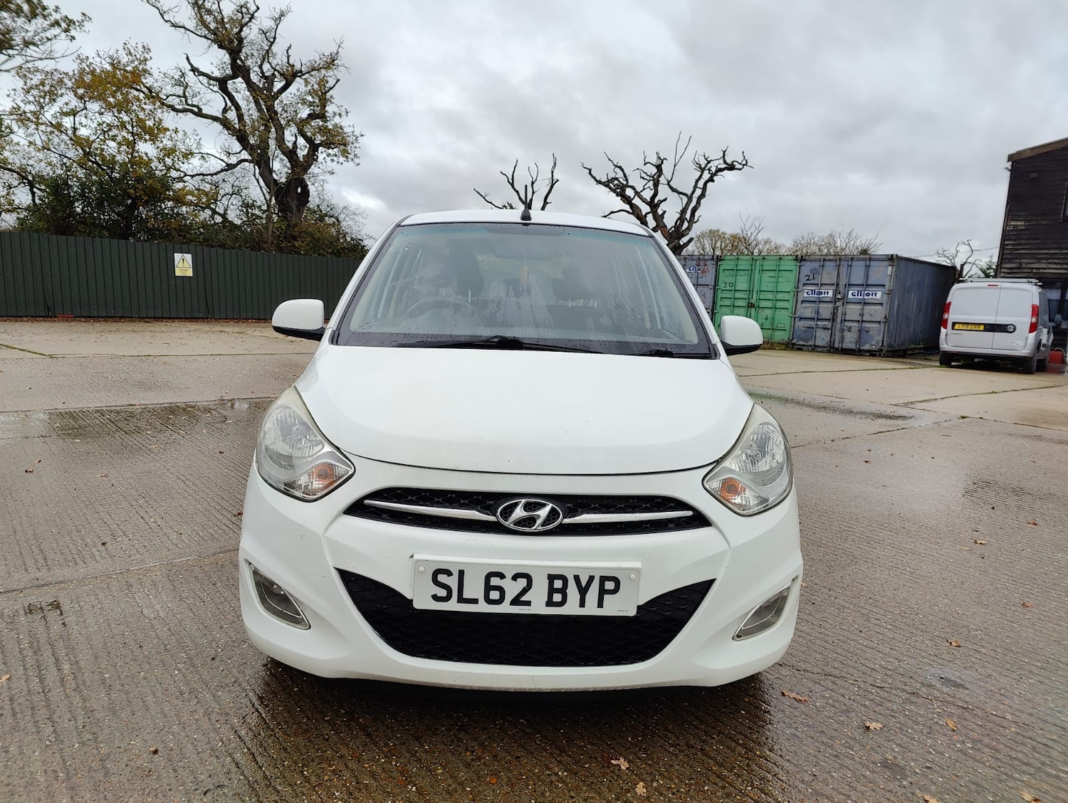 Used Hyundai i10 2012 for sale - 76625679: Photo 2