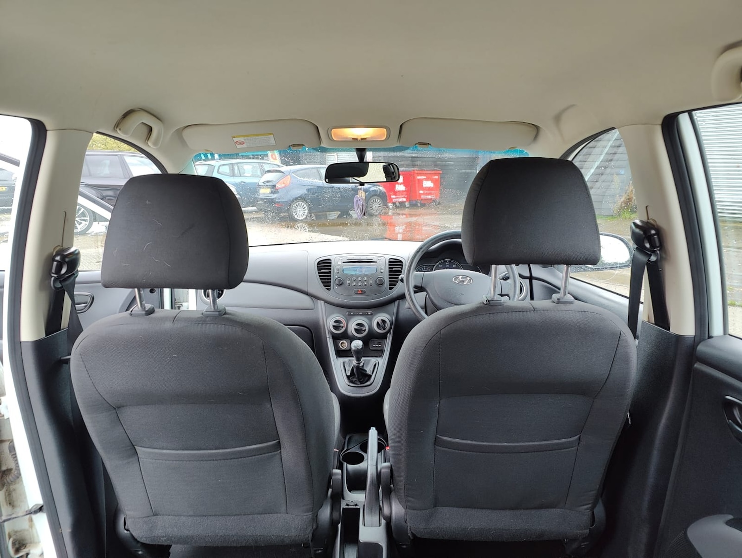 Used Hyundai i10 2012 for sale - 76625679: Photo 25