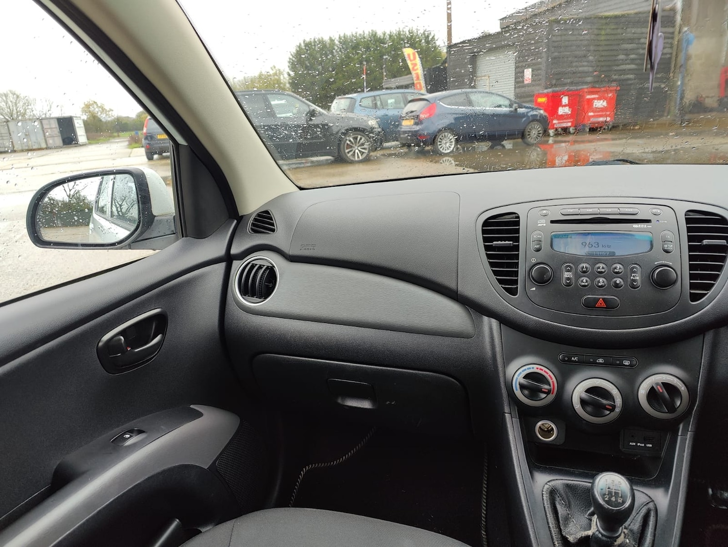 Used Hyundai i10 2012 for sale - 76625679: Photo 47