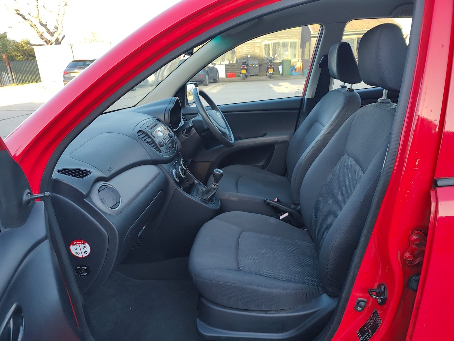 Used Hyundai i10 2011 for sale - 76600157: Photo 16