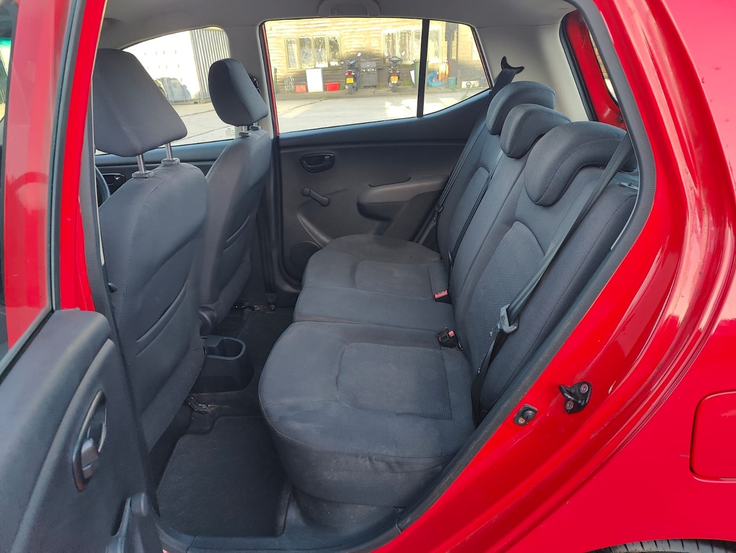 Used Hyundai i10 2011 for sale - 76600157: Photo 22