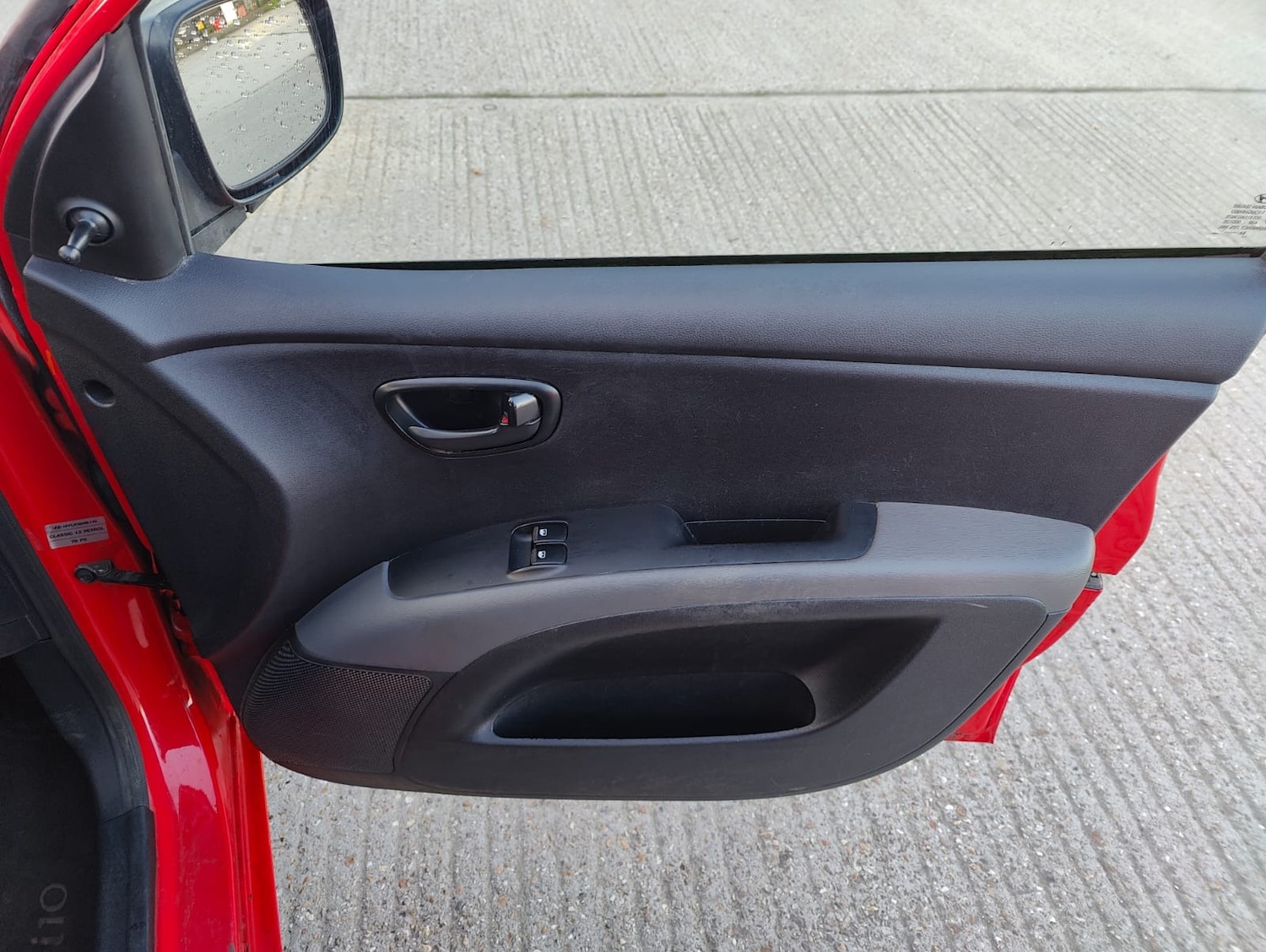 Used Hyundai i10 2011 for sale - 76600157: Photo 28