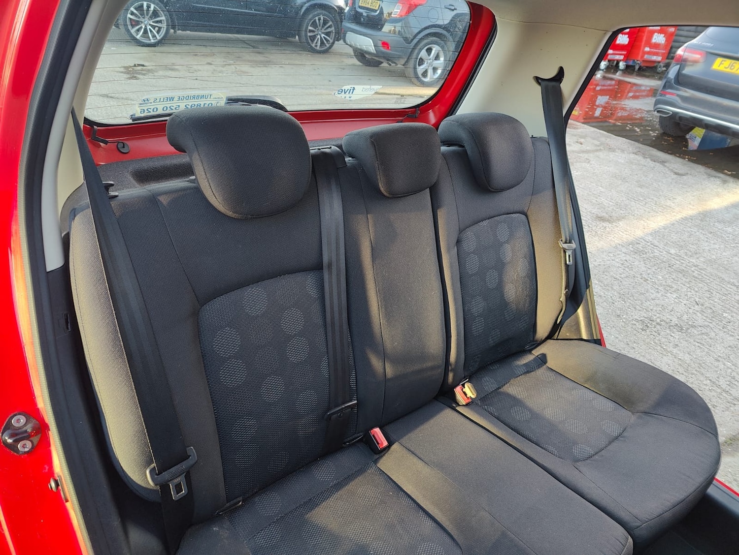 Used Hyundai i10 2011 for sale - 76600157: Photo 30